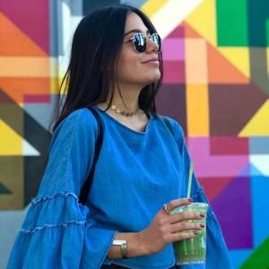 Meet your Posher, Stephanie